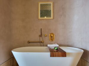 Inspirație pentru o baie elegantă și funcțională – ghid cu exemple