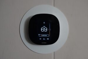 Automatizarea inteligentă a casei pentru economii energetice maxime