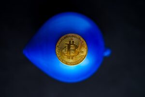 Cum poți economisi bani alegând inteligent abonamentul de internet